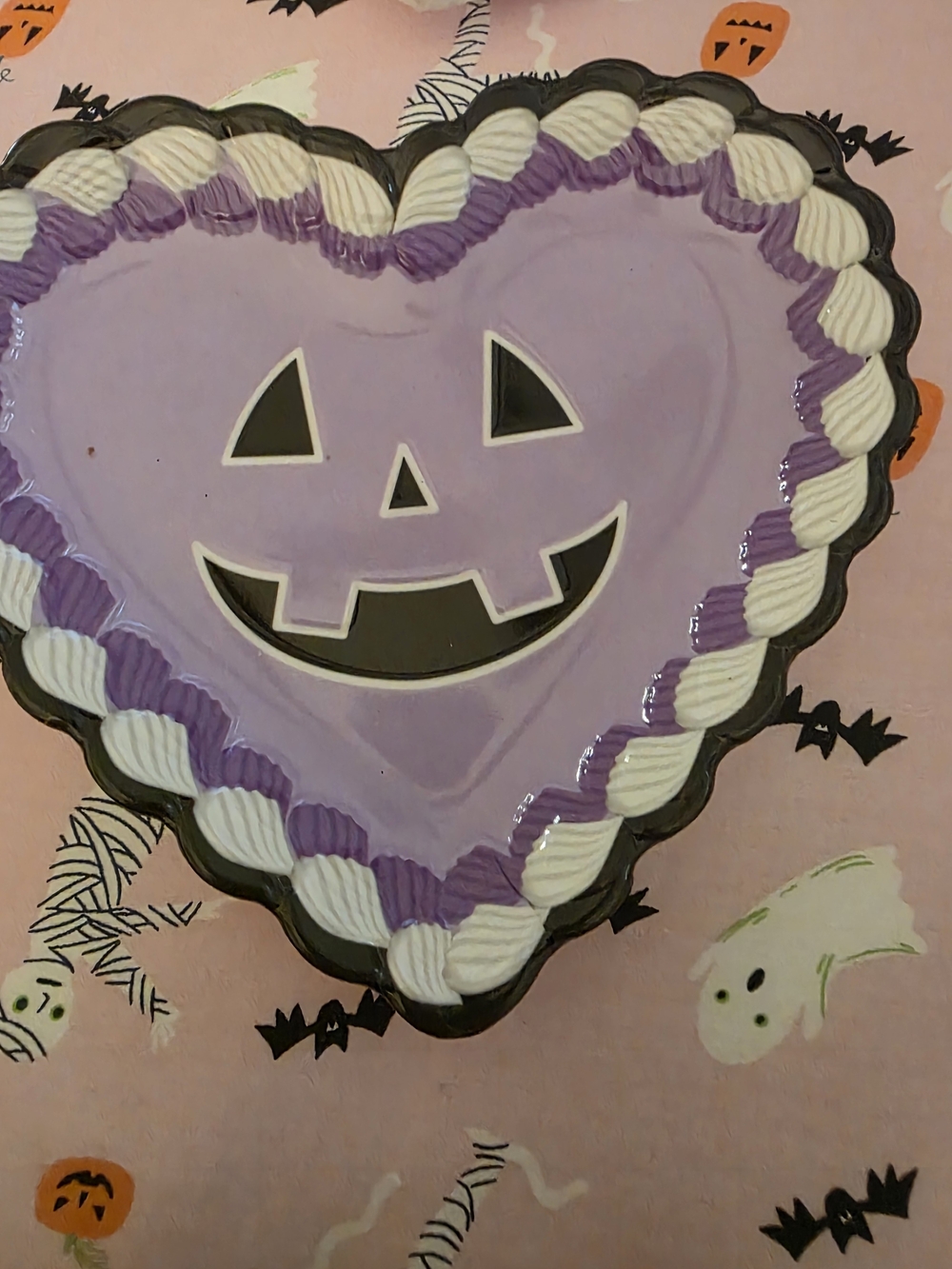 4 HALLOWEEN DESSERT PLATES - Picture 3 of 7